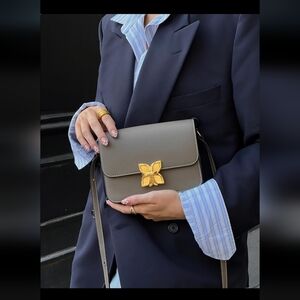 Fleuron - Mini Hortensia in Taupe